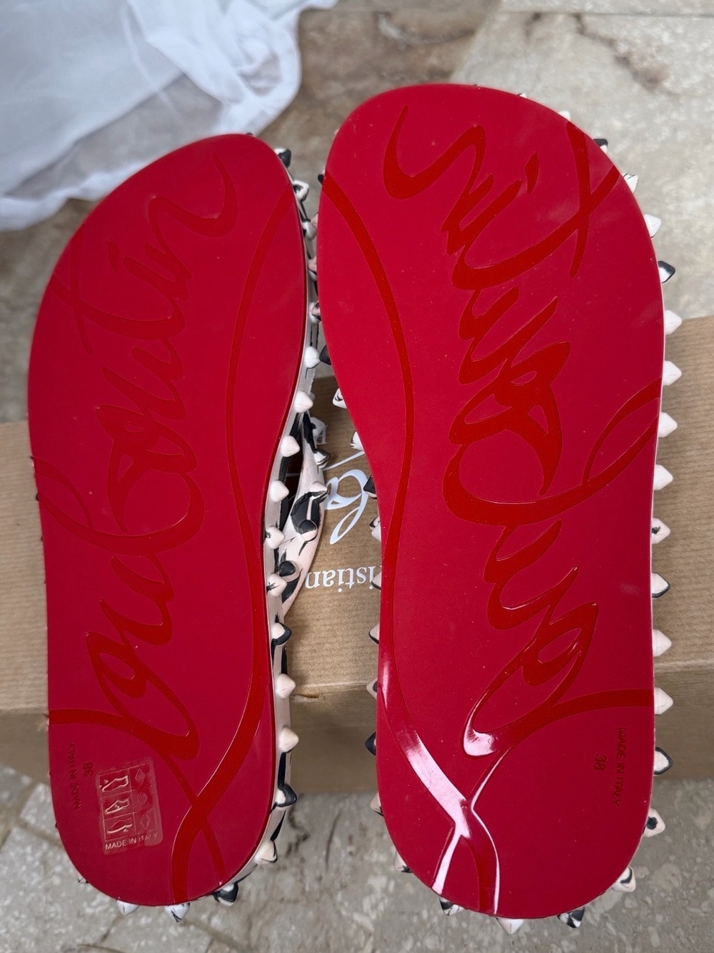Christian Louboutin White & Black Animal Print Studded Donna Loubi Flip Flops 38 - Picture 7 of 16